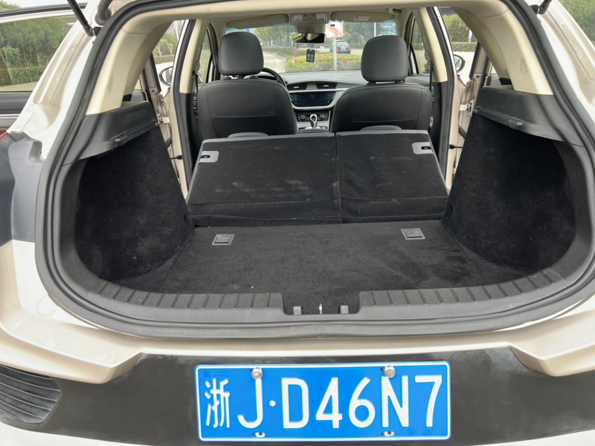 GEELY Emgrand GS 2019 #6 GEELY Emgrand GS 2019 car image #6