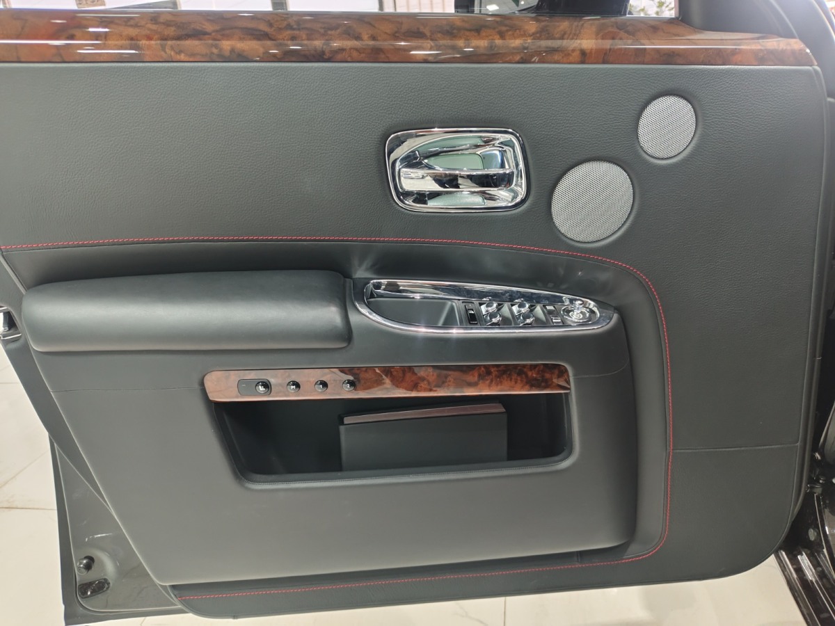 劳斯莱斯 古思特 2017 #6 劳斯莱斯 古思特 2017 汽车图片 #6