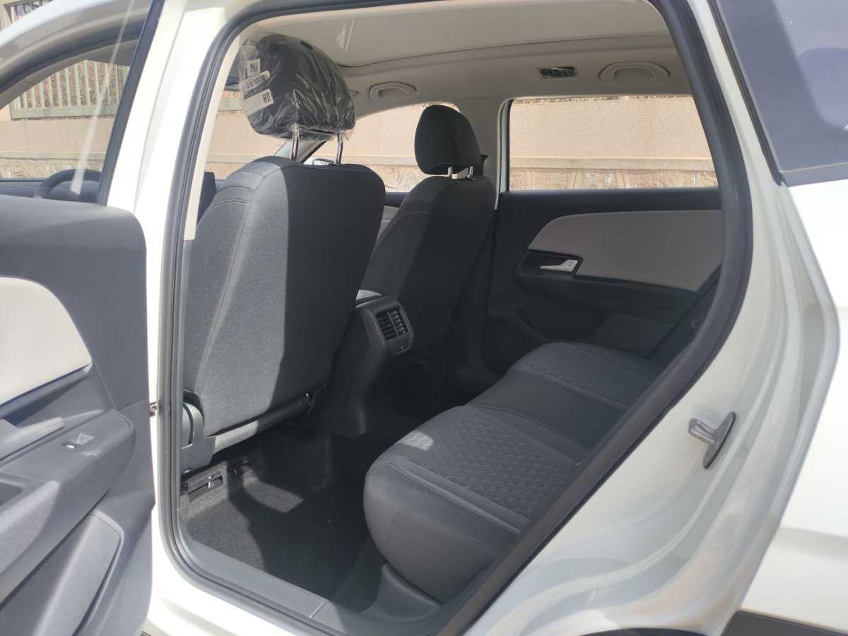 Jetta VS5 2026 car image #6