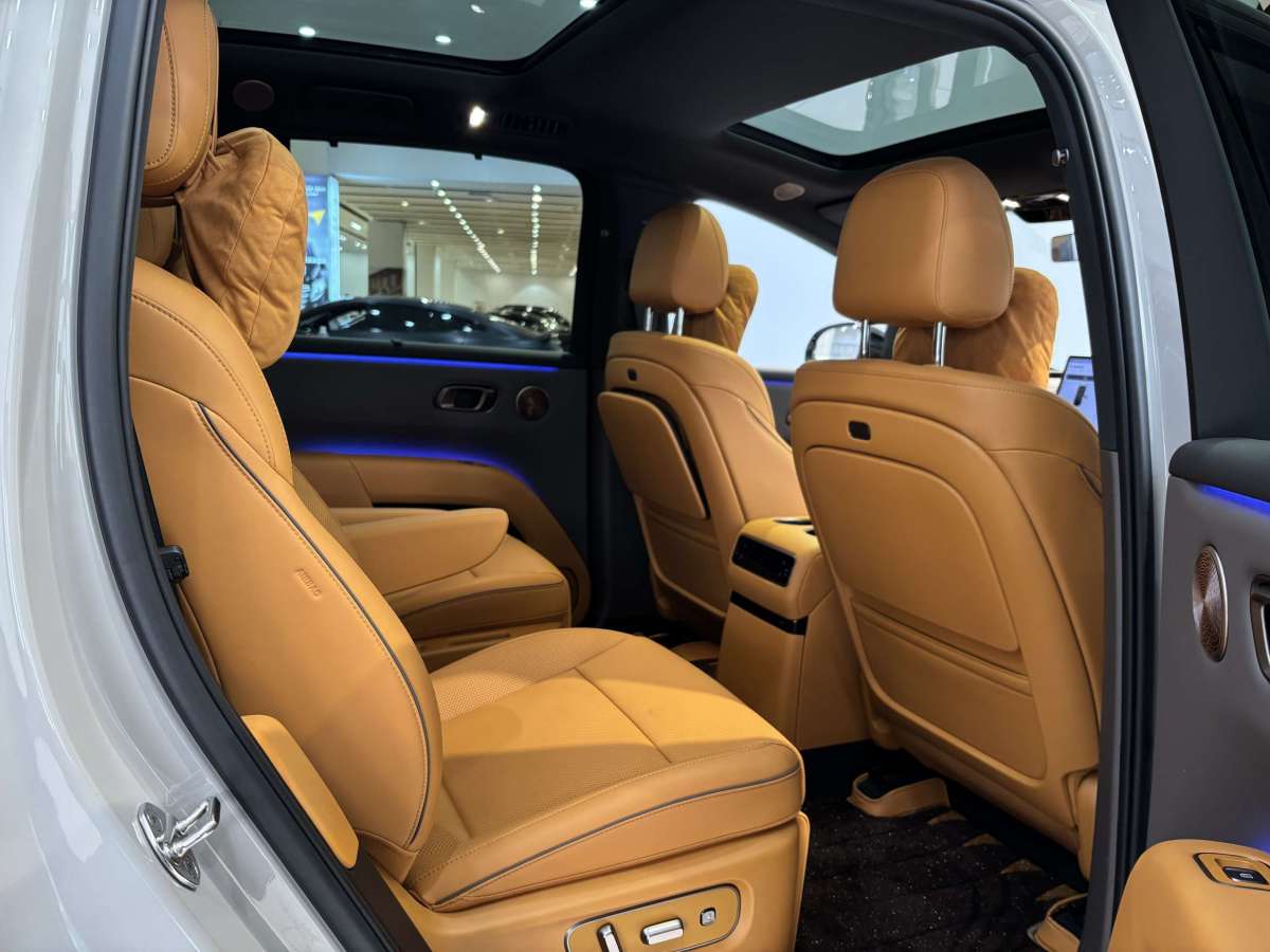 Li i8 2025 изображение автомобиля #6