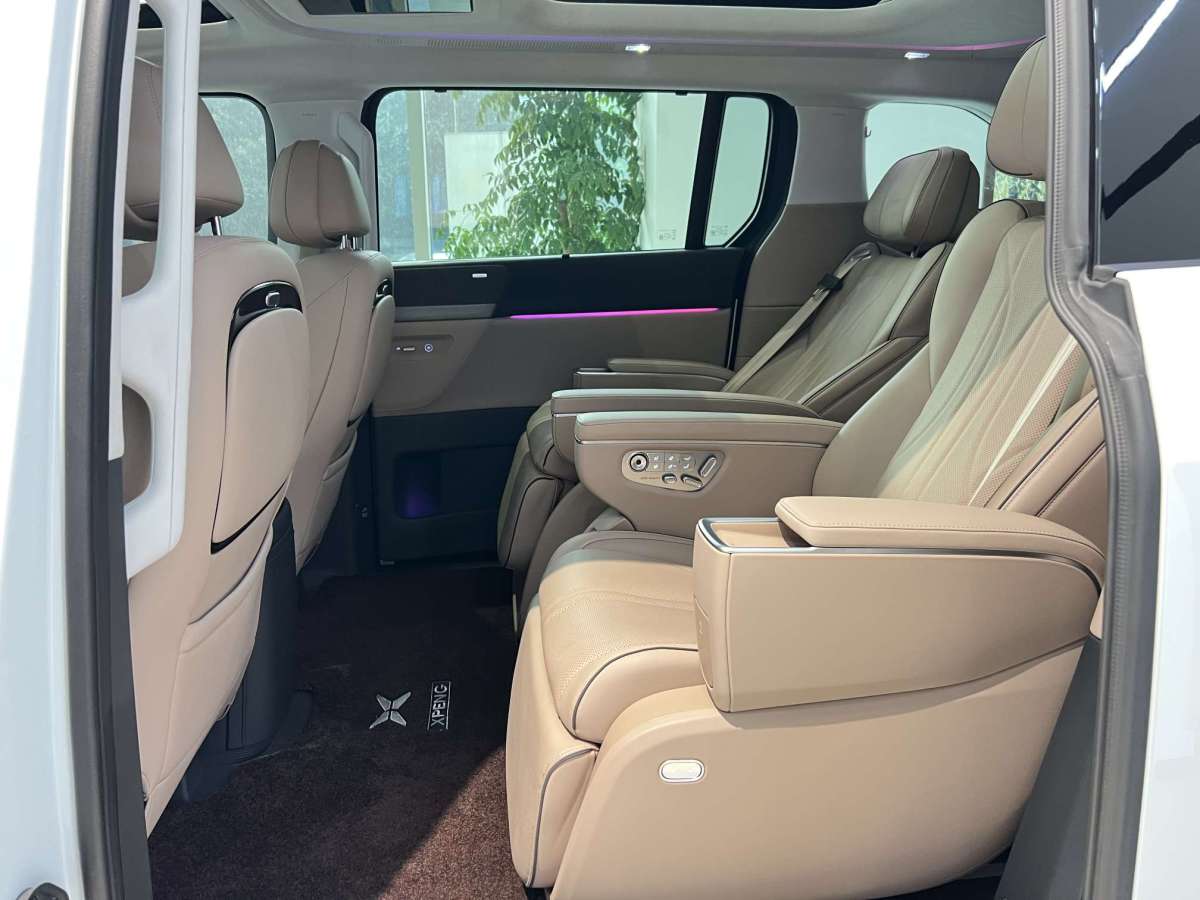 Xpeng X9 2025 imagem de carro #6