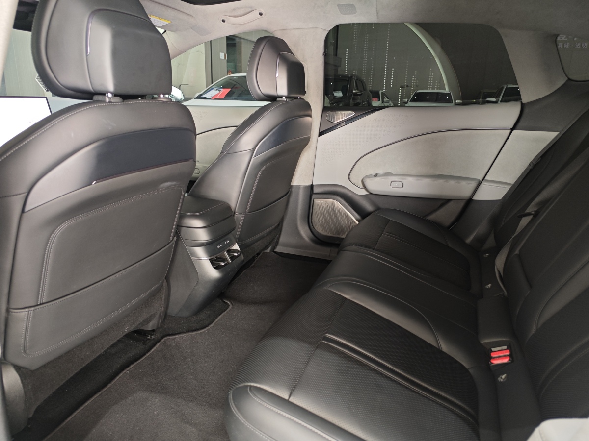 极氪 极氪007 2024 汽车图片 #6