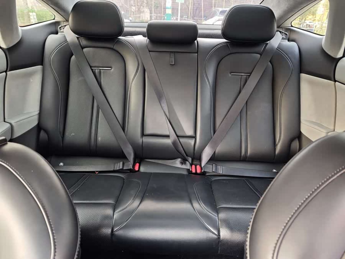 极氪 极氪007 2024 汽车图片 #6