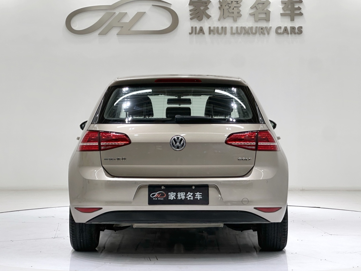 Volkswagen 2016 car image #6