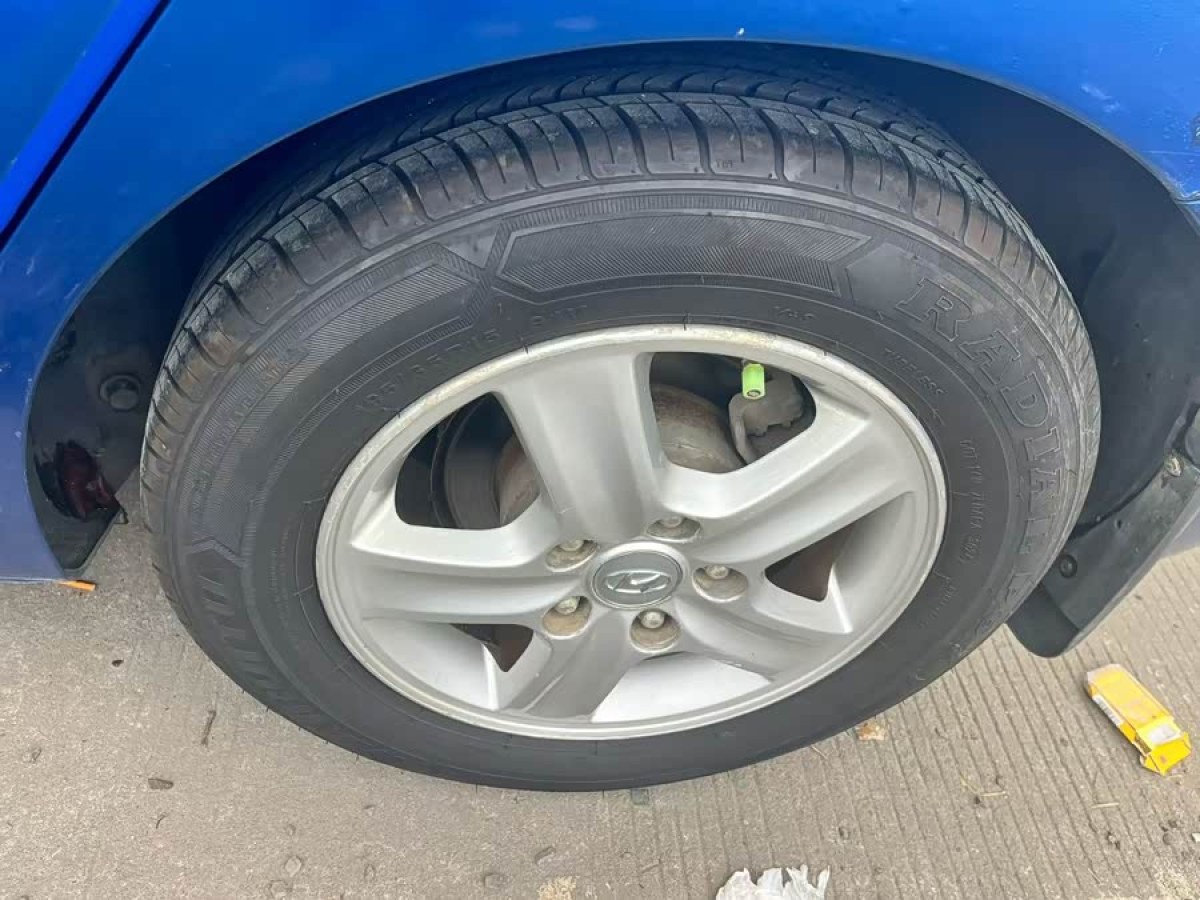 Hyundai i30 2011 #6 Hyundai i30 2011 car image #6