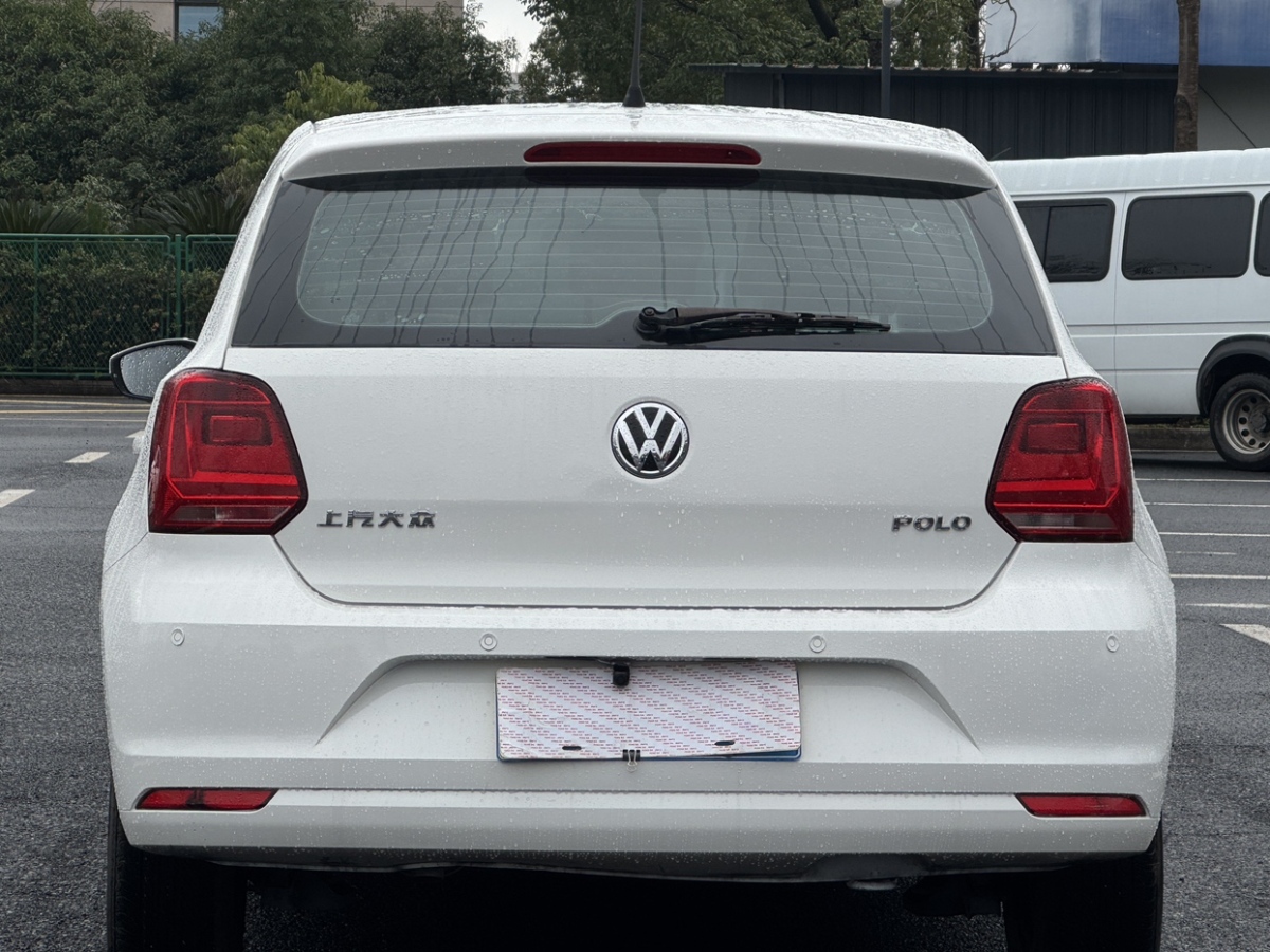 Volkswagen Polo 2018 car image #6