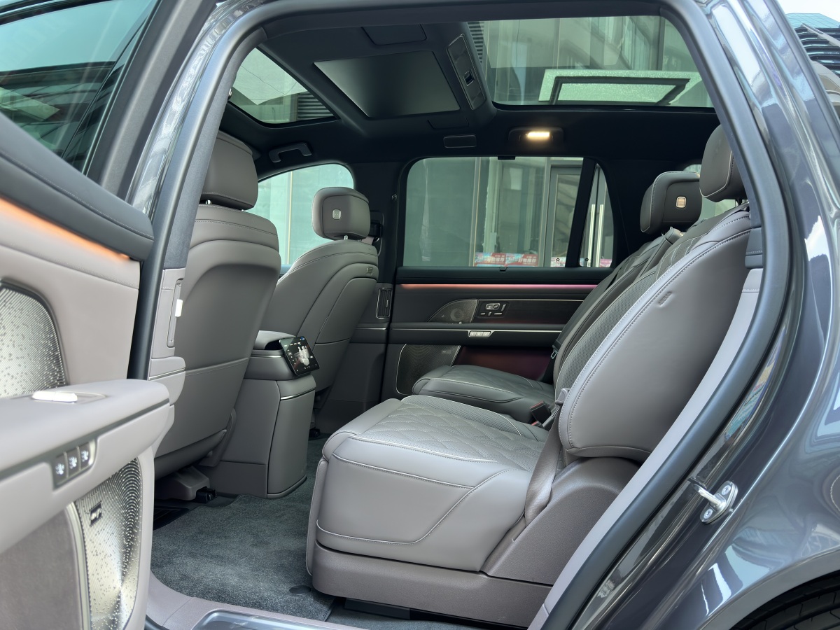 蔚来 蔚来ES8 2026 汽车图片 #6