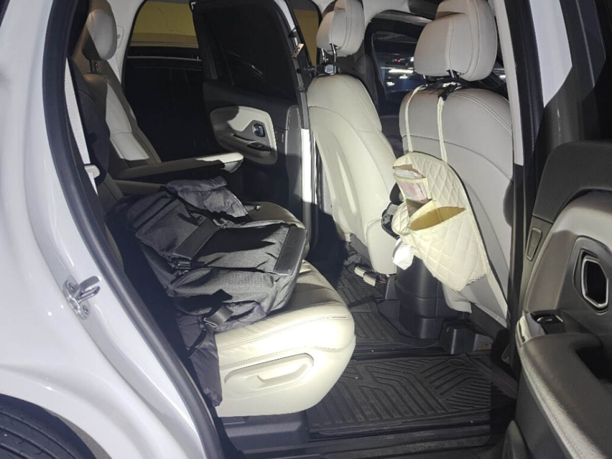 蔚来 蔚来ES8 2019 汽车图片 #6