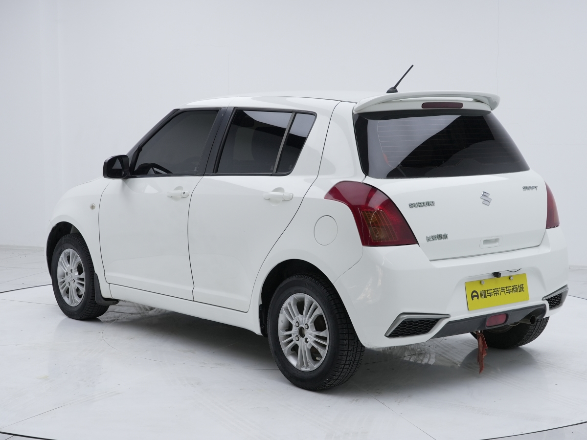 Suzuki Swift 2014 car image #6