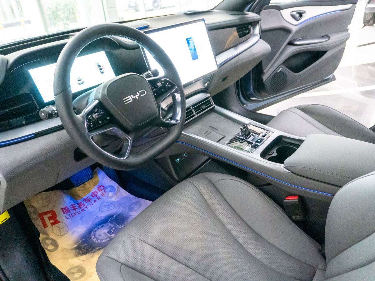 BYD Seal 07 DM-i 2024 صورة سيارة #6