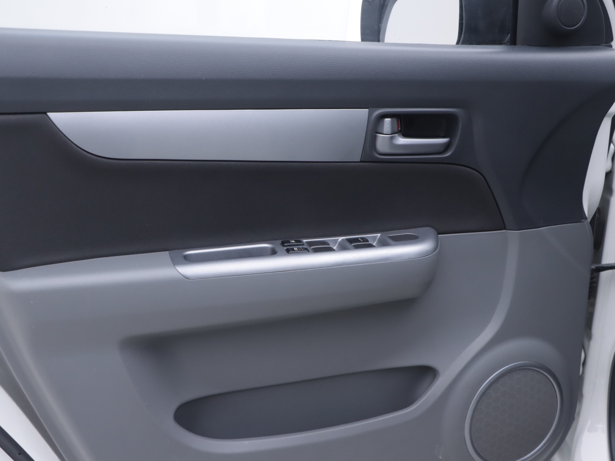 Suzuki Swift 2016 #6 Suzuki Swift 2016 car image #6
