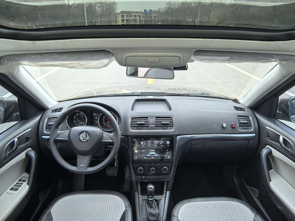 Skoda Yeti 2016 immagine di auto #6