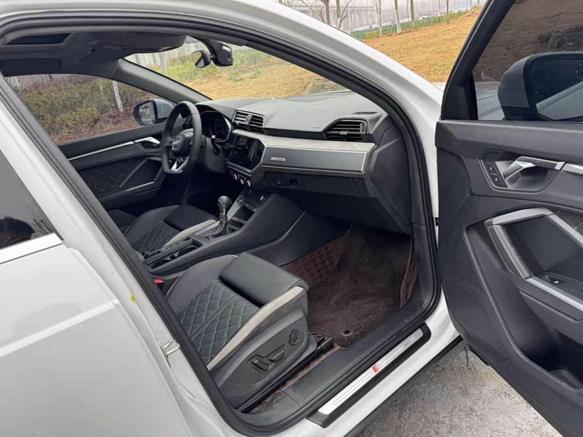 Audi 2025 car image #6