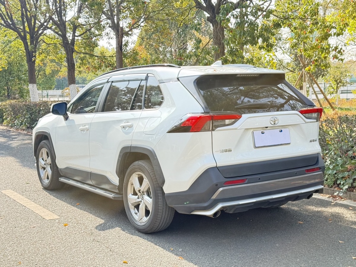 Toyota RAV4 2021 #6 Toyota RAV4 2021 car image #6
