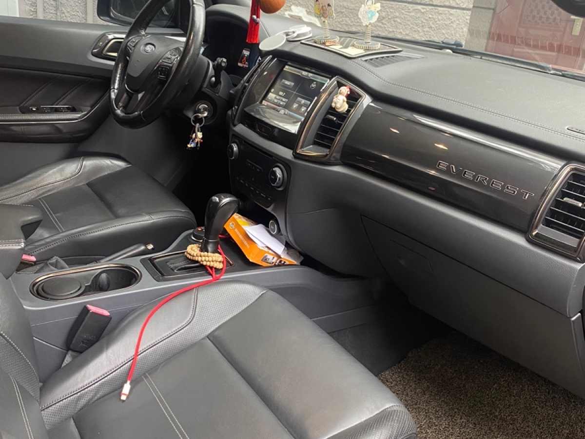 Ford Everest 2016 صورة سيارة #6