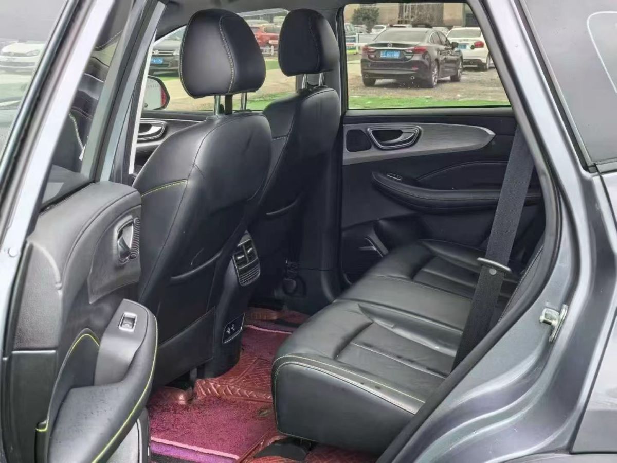 Roewe RX5 New Energy 2020 изображение автомобиля #6