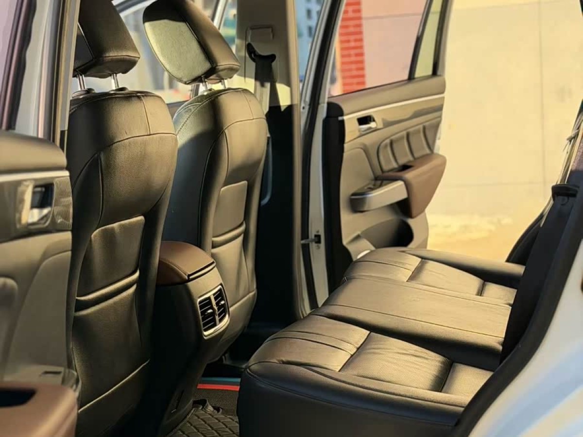 GAC Trumpchi GS7 2017 car image #6