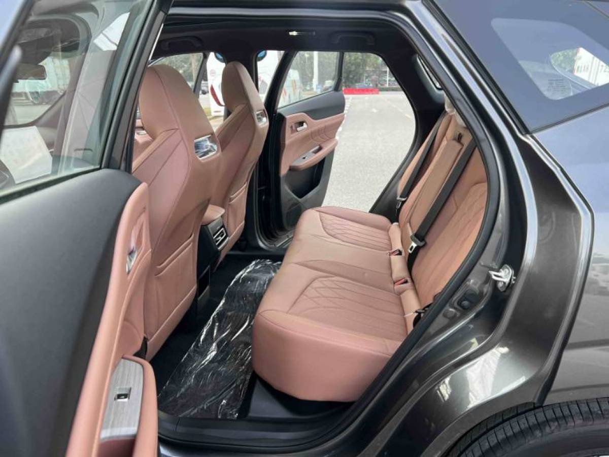 Changan UNI-Z PHEV 2025 car image #6