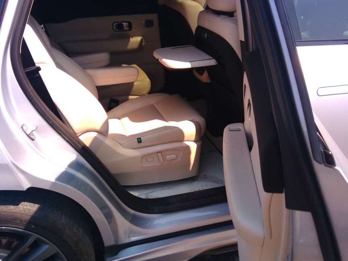 零跑汽车 零跑C16 2025 汽车图片 #6