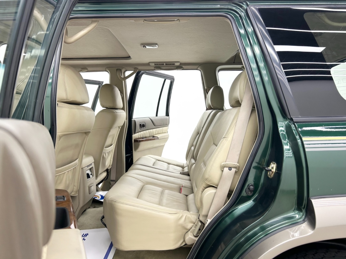 日产 途乐 2004 汽车图片 #6