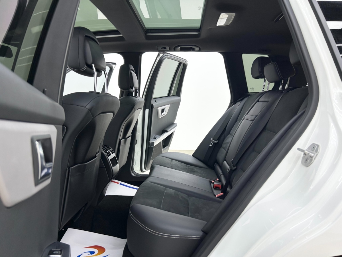 Mercedes-Benz GLK Class 2016 car image #6