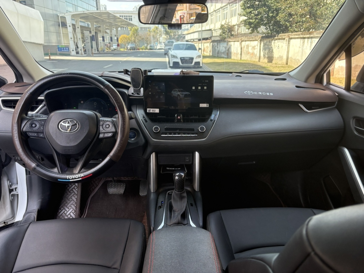Toyota Corolla Cross 2024 car image #6