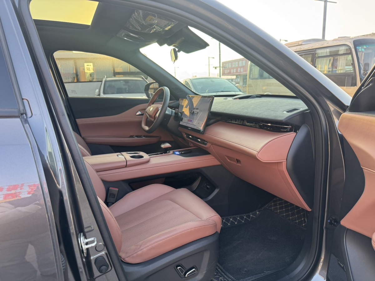 Changan UNI-Z 2024 car image #6