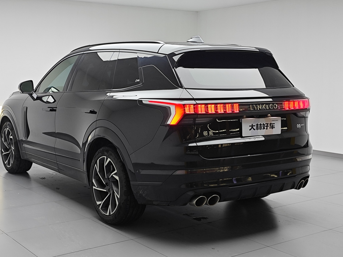 Lynk & Co 09 2021 #6 Lynk & Co 09 2021 car image #6