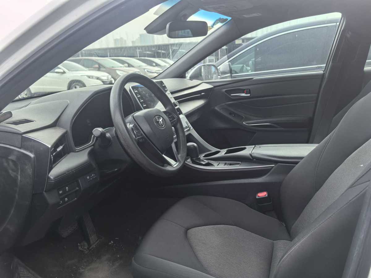 Toyota Avalon 2022 car image #6