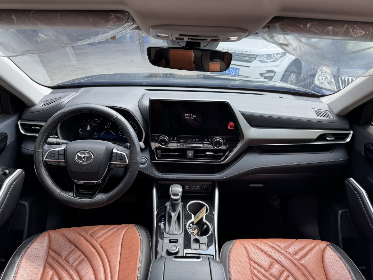 Toyota Highlander 2025 car image #6