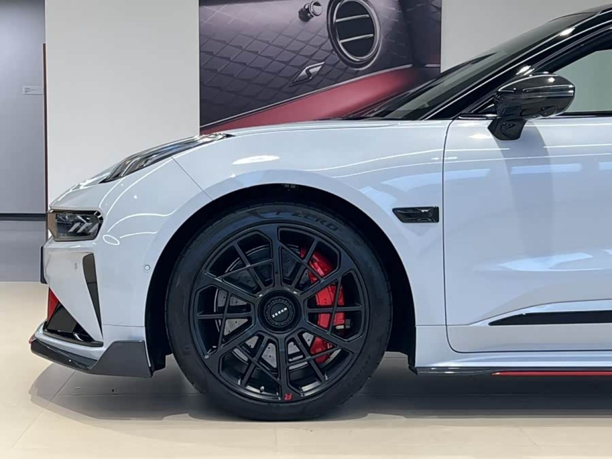 极氪 极氪001 FR 2024 汽车图片 #6