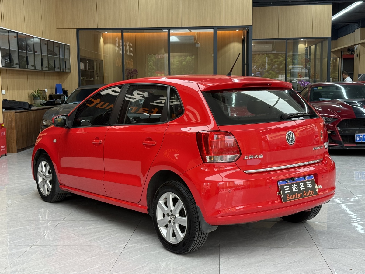 Volkswagen Polo 2011 #6 Volkswagen Polo 2011 car image #6