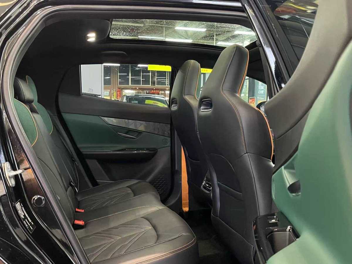 Changan UNI-T 2023 imagen de coche #6