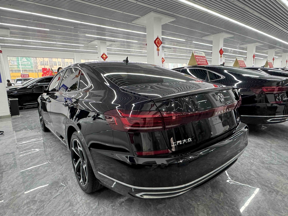 Volkswagen Passat 2023 صورة سيارة #6