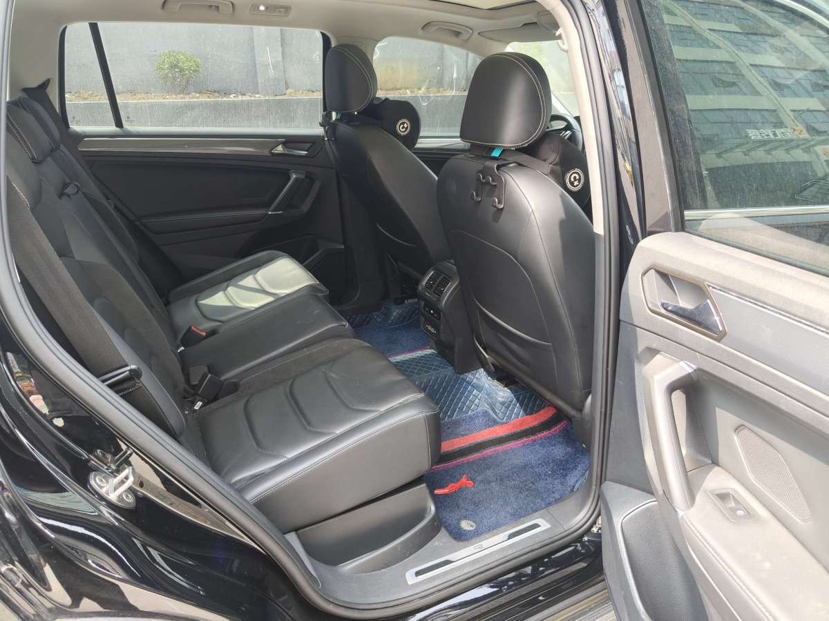 Volkswagen Tiguan L 2021 car image #6