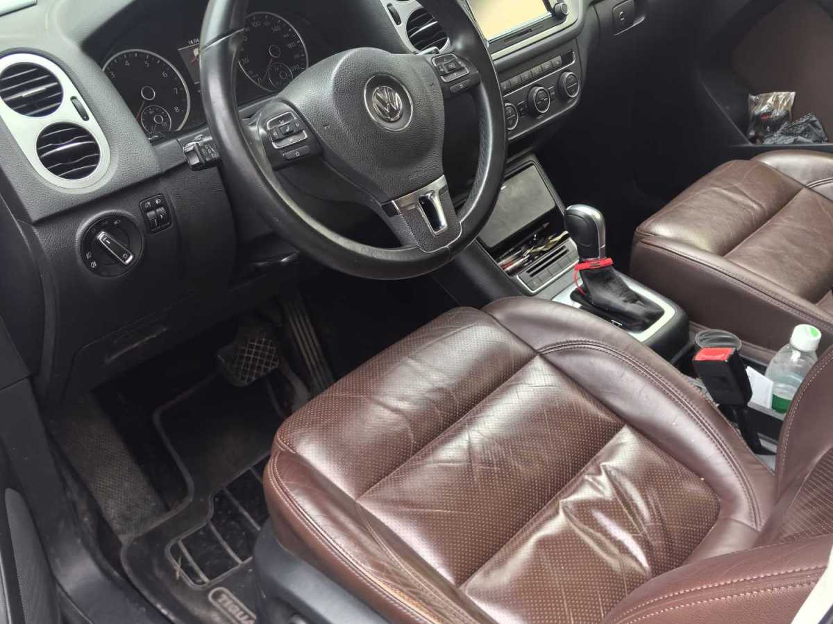 Volkswagen Tiguan 2014 car image #6