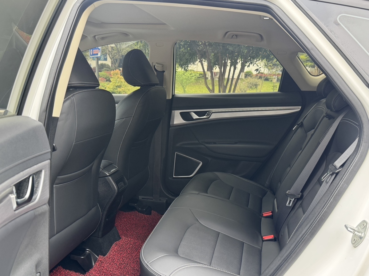 GEELY Emgrand GS 2019 car image #6