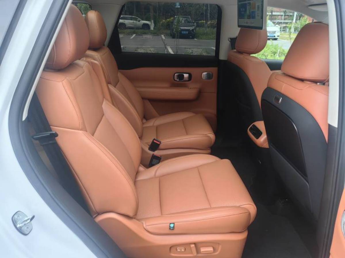 零跑汽车 零跑C16 2024 汽车图片 #6