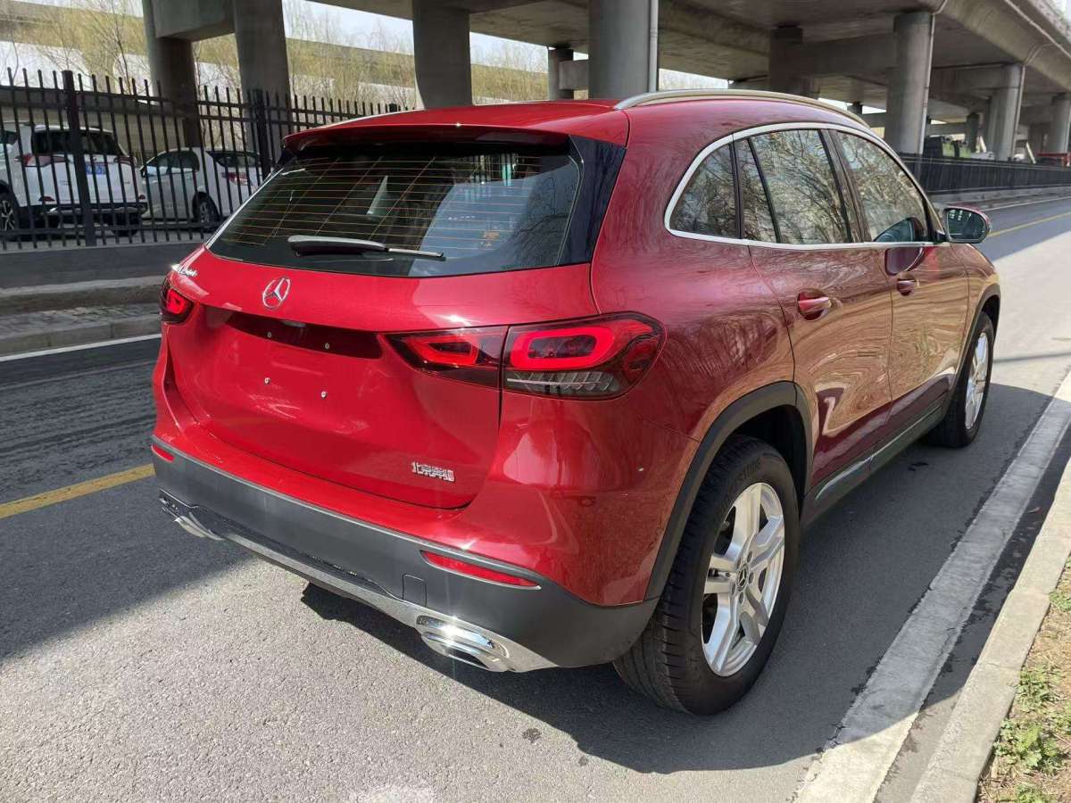 Mercedes-Benz GLA Class 2023 car image #6