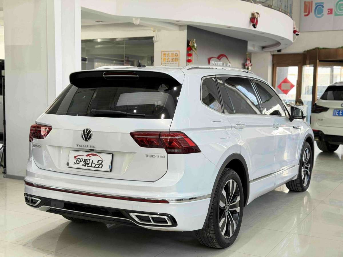 Volkswagen Tiguan L 2022 car image #6