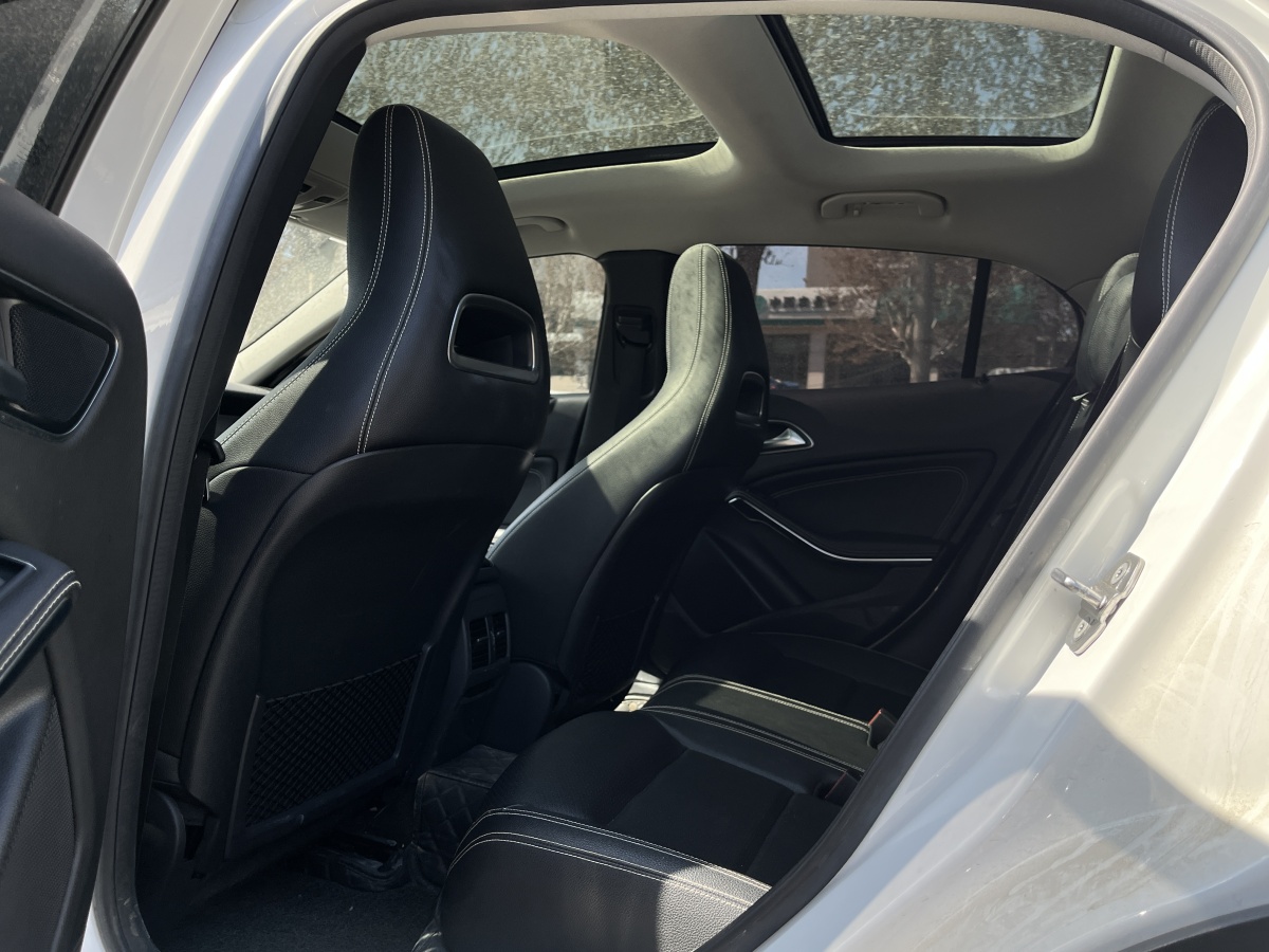 Mercedes-Benz 2018 immagine di auto #6