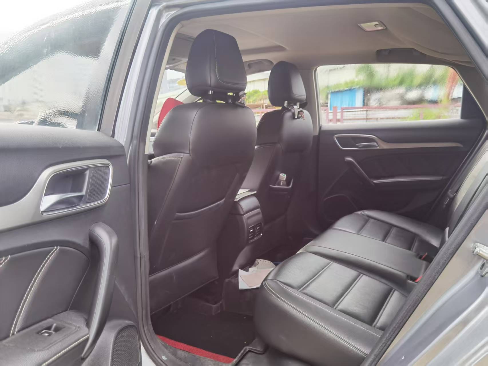 MG 6 New Energy 2018 car image #6