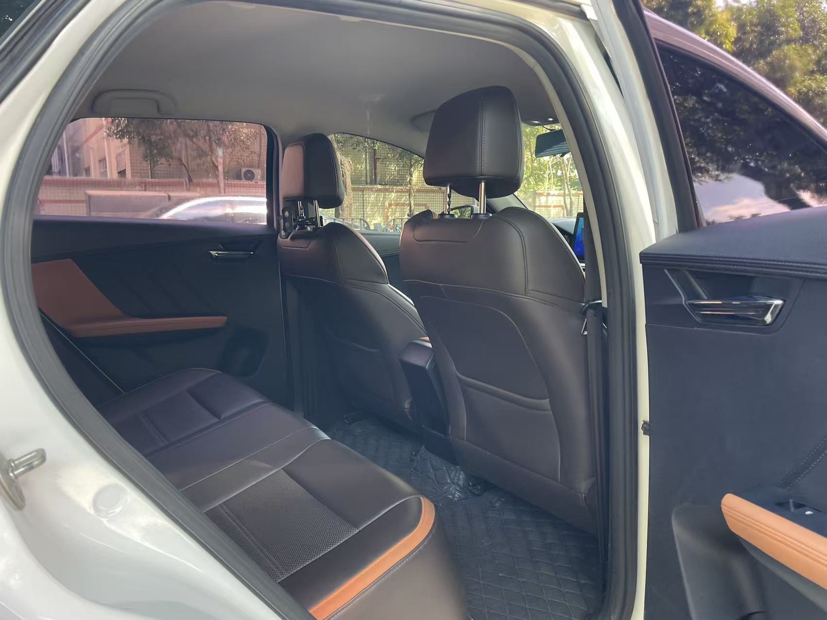 BYD e2 2021 #6 BYD e2 2021 صورة سيارة #6