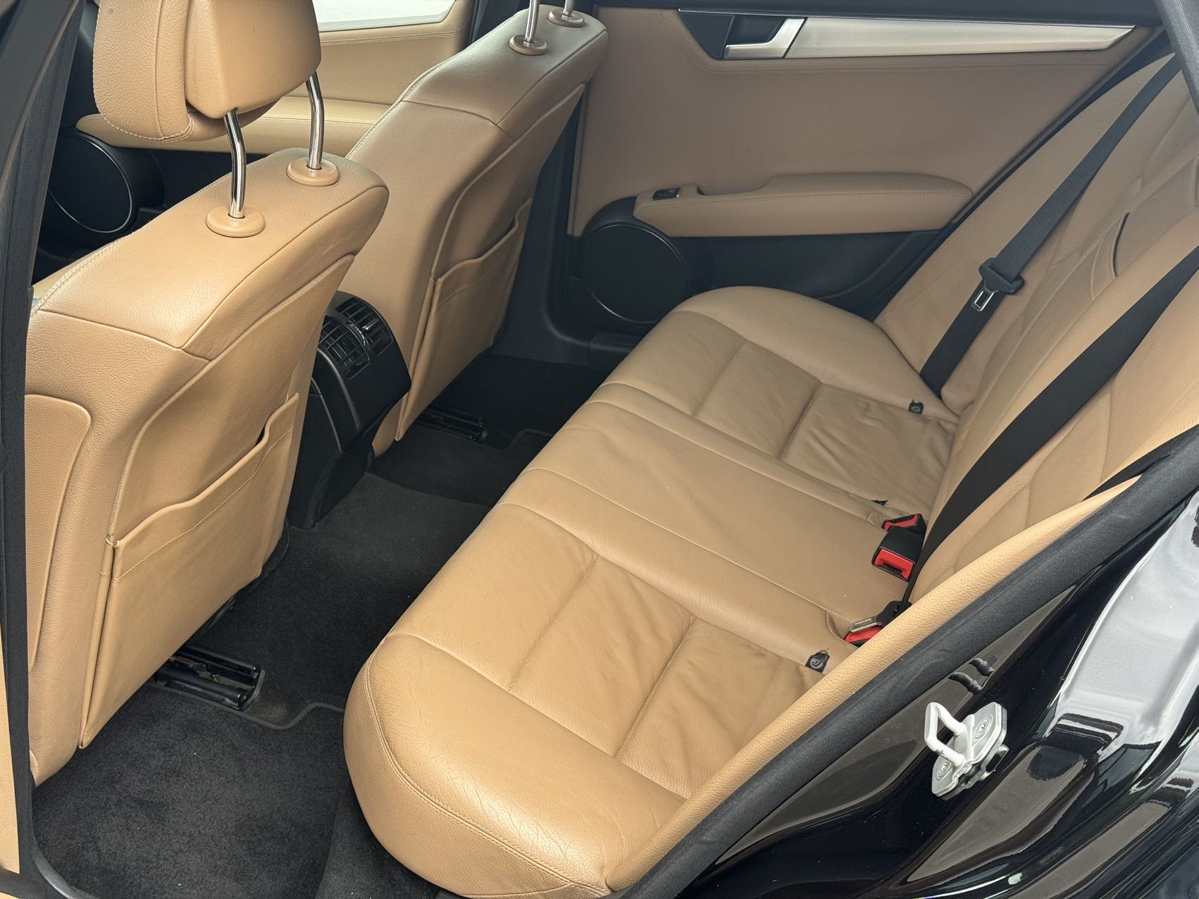 Mercedes-Benz C Class (Imported) 2014 #6 Mercedes-Benz C Class (Imported) 2014 car image #6