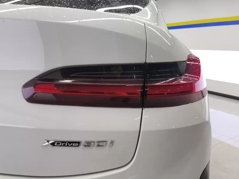 BMW X4 M40i 2024 car image #6