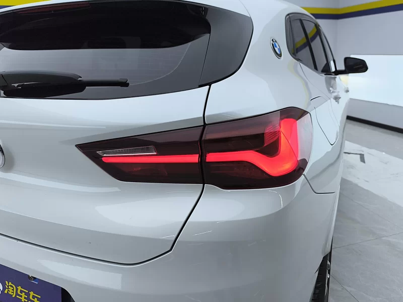 BMW X2 2021 car image #6