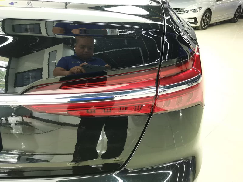 Audi A6 2021 car image #6