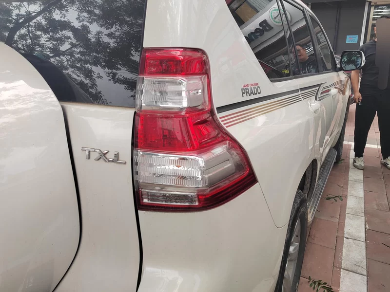 Toyota Prado (Imported) 2016 car image #6