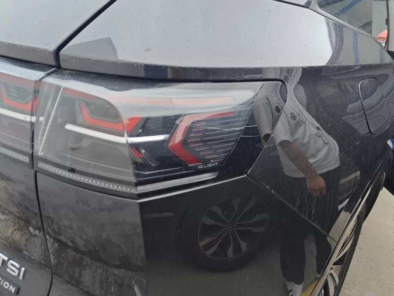 Volkswagen Tavendor 2023 car image #6