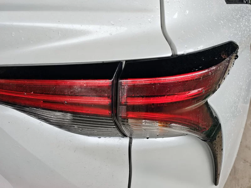 Toyota Sienna 2023 image de voiture #6